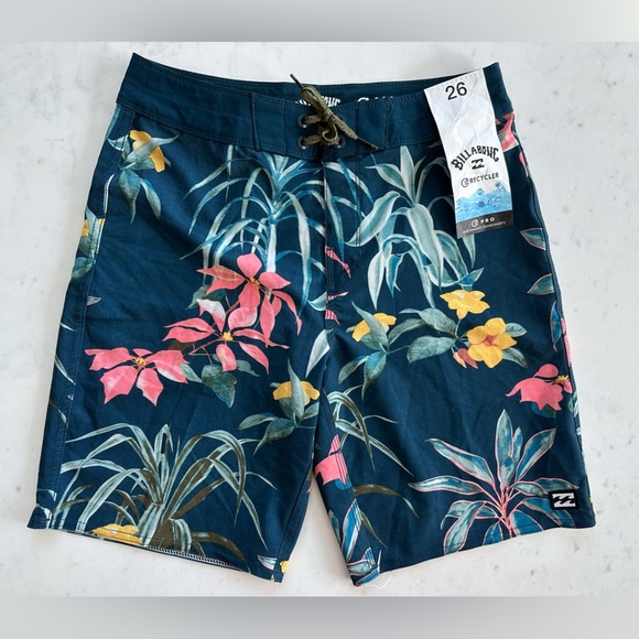 Billabong Other - Men’s/Big Boy NWT Billabong Recycler Performance Boardshorts